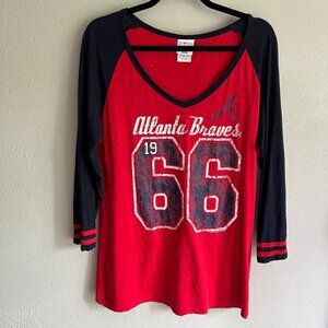 Women's V-Neck Mid-Sleeve Atlanta Braves T-Shirt NWOT Size Large